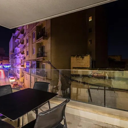 Apartament Beautiful, Cozy Apts Just Off The Promenade & Wifi By 360 Estates Sliema