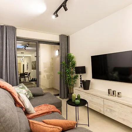 Beautiful, Cozy Apts Just Off The Promenade & Wifi By 360 Estates