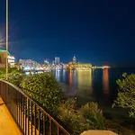 Beautiful, Cozy Apts Just Off The Promenade & Wifi By 360 Estates Apartment *