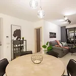 Beautiful, Cozy Apts Just Off The Promenade & Wifi By 360 Estates Apartment *